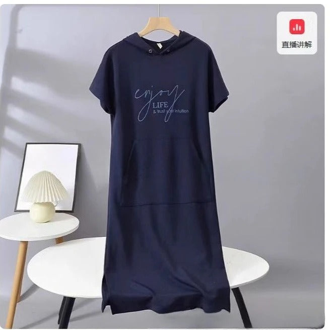 Robe à Capuche – Confort et Élégance