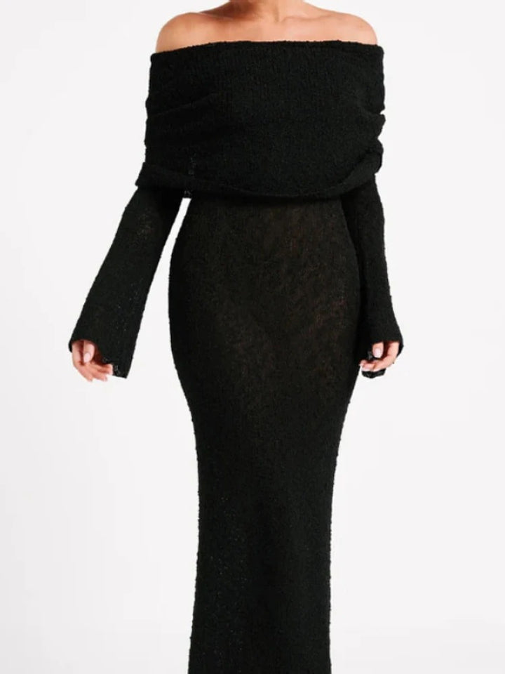 Robe pull à épaules dénudées